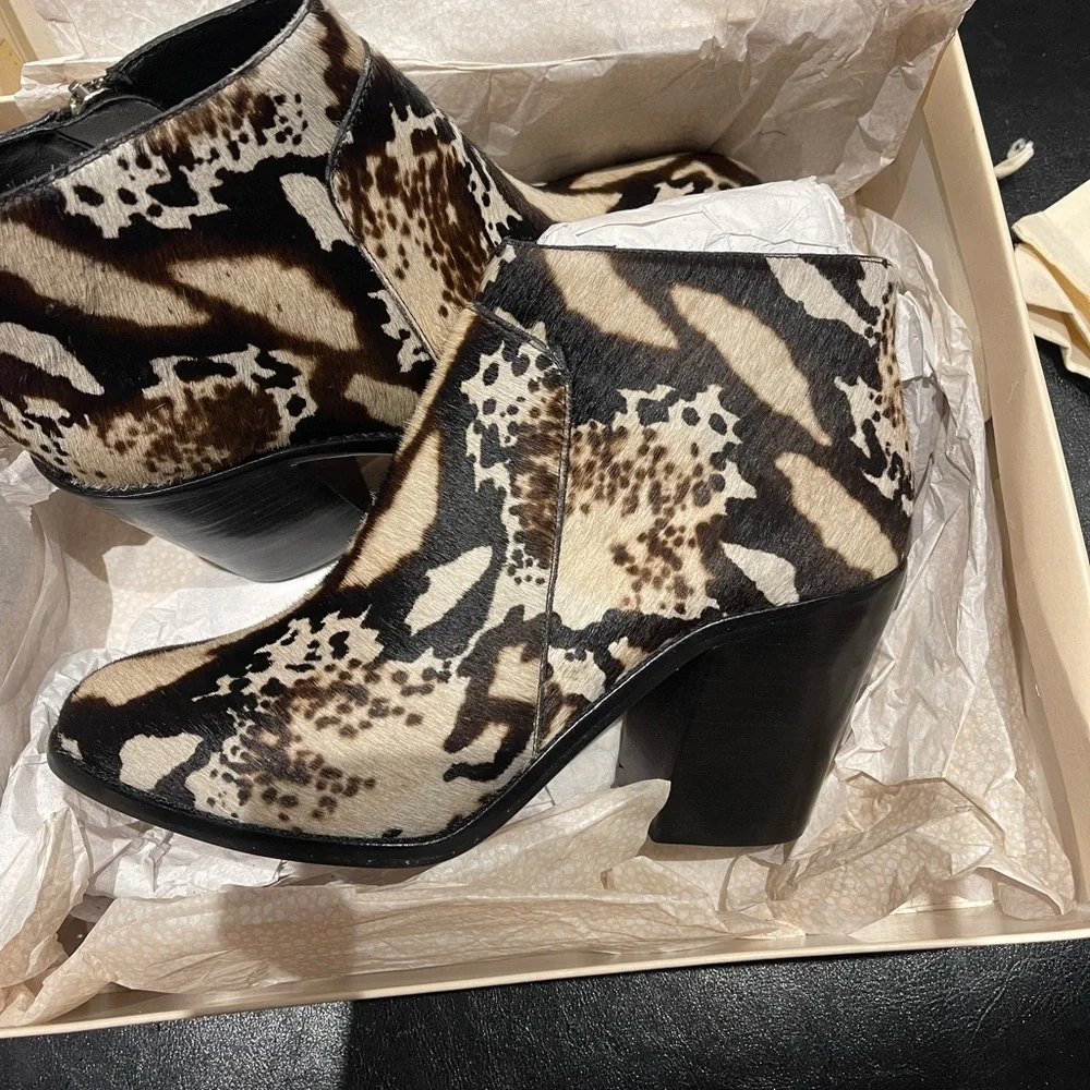 NEW Loeffler Randall Calf Hair Ankle Boots 8 - Picture 13 of 16